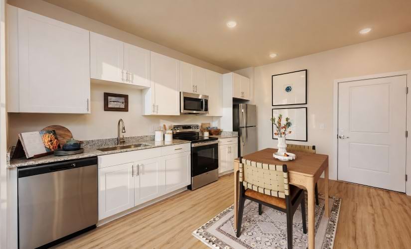 2 Bed | 2 Bath Apartment - 1008 SF