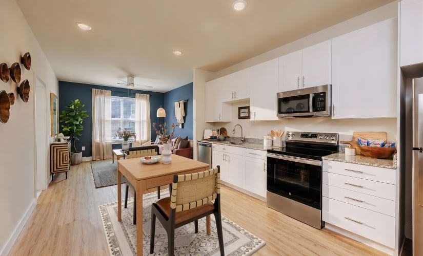 2 Bed | 2 Bath Apartment - 972 SF